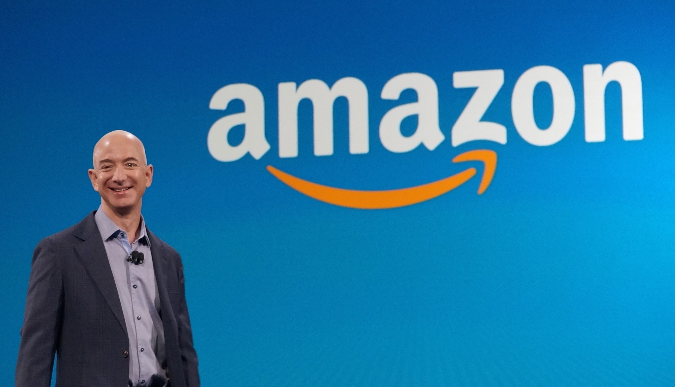 Bí quyết thành công từ CEO Amazon: Jeff Bezos