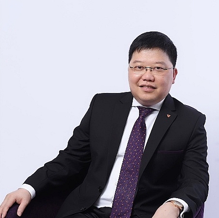 chuyen chua ke cua vi ceo ngan hang tim