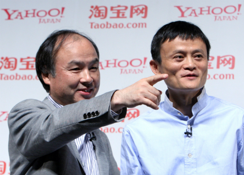 Masayoshi Son và Jack Ma.