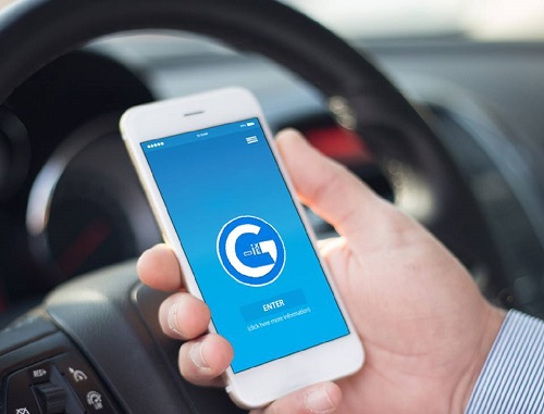 startup-viet-phat-trien-ung-dung-goi-xe-canh-tranh-voi-uber-grab
