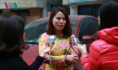pho tien si viet gan ket tinh than thuc khach viet trung