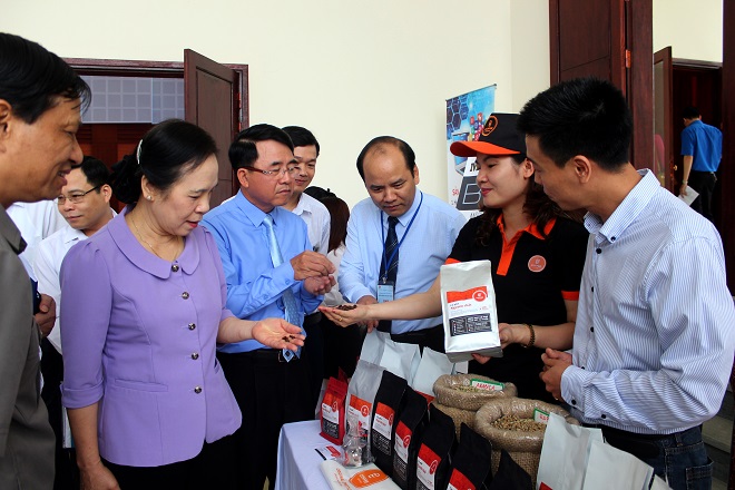 Bên cạnh diễn đàn khởi nghiệp, hoạt động quảng bá sản phẩm, thương hiệu từ các startup địa phương cũng được khuyến khích và đẩy mạnh.