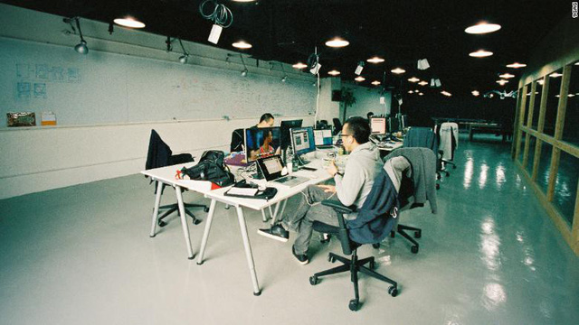 Đế chế truyền thông 9GAG và câu chuyện khởi nghiệp làm cho vui của những CEO trẻ tuổi phía sau - Ảnh 5. Đế chế truyền thông 9GAG và câu chuyện khởi nghiệp làm cho vui của những CEO trẻ tuổi phía sau - Ảnh 5.