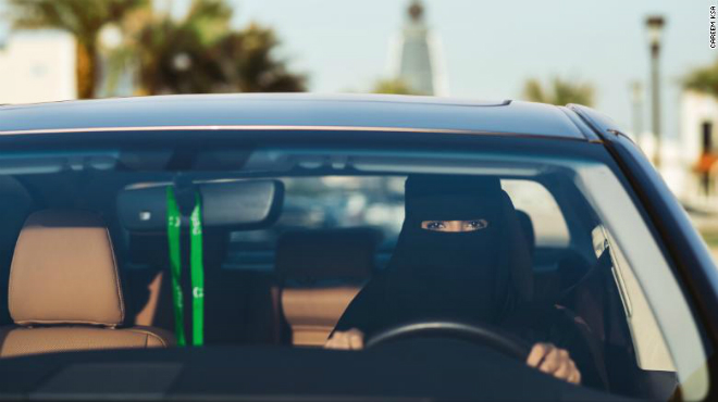 Careem và các ứng dụng gọi xe di động đã bắt đầu tuyển các tài xế là phụ nữ tại khu vực Trung Đông. Ảnh: CNN