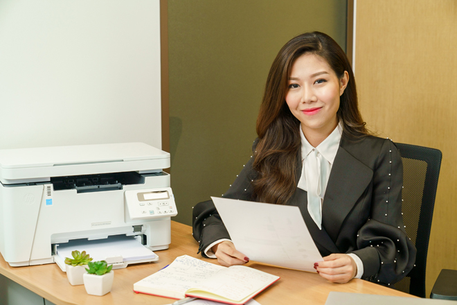 Theo doanh nhân trẻ Tuệ Nghi, một trong những bài học đầu tiên khi khởi nghiệp cần biết là cách thức vận hành văn phòng thông minh, tiết kiệm chi phí mà vẫn đạt hiệu quả công việc. 