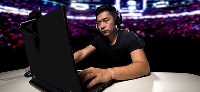 CEO 25 tuổi từng có một tuổi thơ khốn khó.