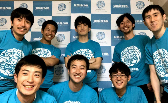 Đội ngũ kỹ sư và nhà sáng lập của Umitron. Ảnh: Techinasia
