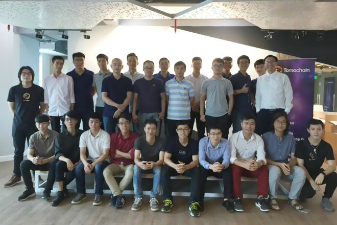 Chương trình TomoChain Hackathon 2018 ra mắt các đội thi. 