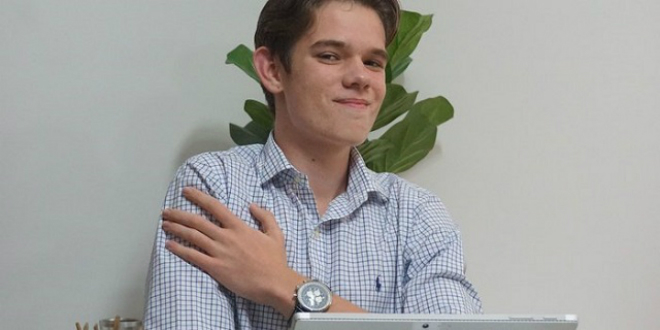 Bloomfield hiện sở hữu 5 website bán hàng trực tuyến ở tuổi 16.