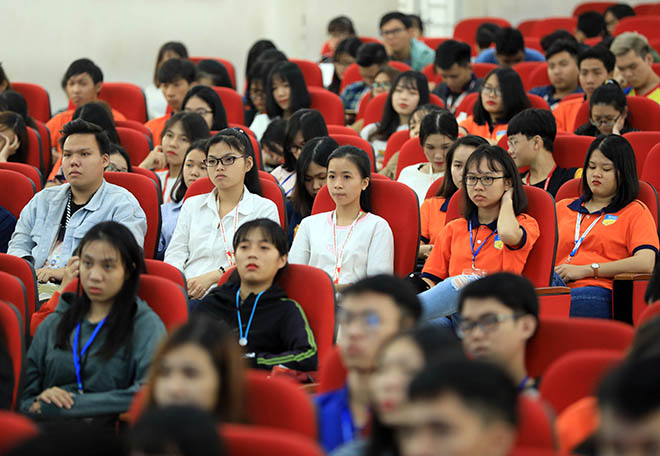 Chương trình University Tour do Báo VnEpress tổ chức vừa diễn ra tại Đại học Công nghệ TP HCM