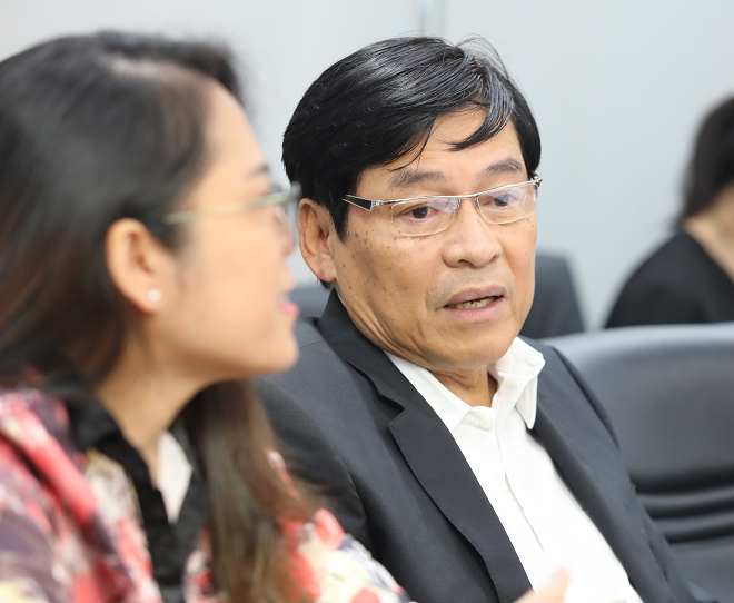 Ông Phạm Phú Ngọc Trai - Chủ tịch HĐQT Công ty tư vấn hội nhập toàn cầu GIBC, thành viên hội đồng giám khảo phân tích ưu, nhược điểm của mô hình Loglag cho đại diện startup.