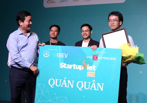 Datamart Vietnam trở thành quán quân Startup Việt 2018.