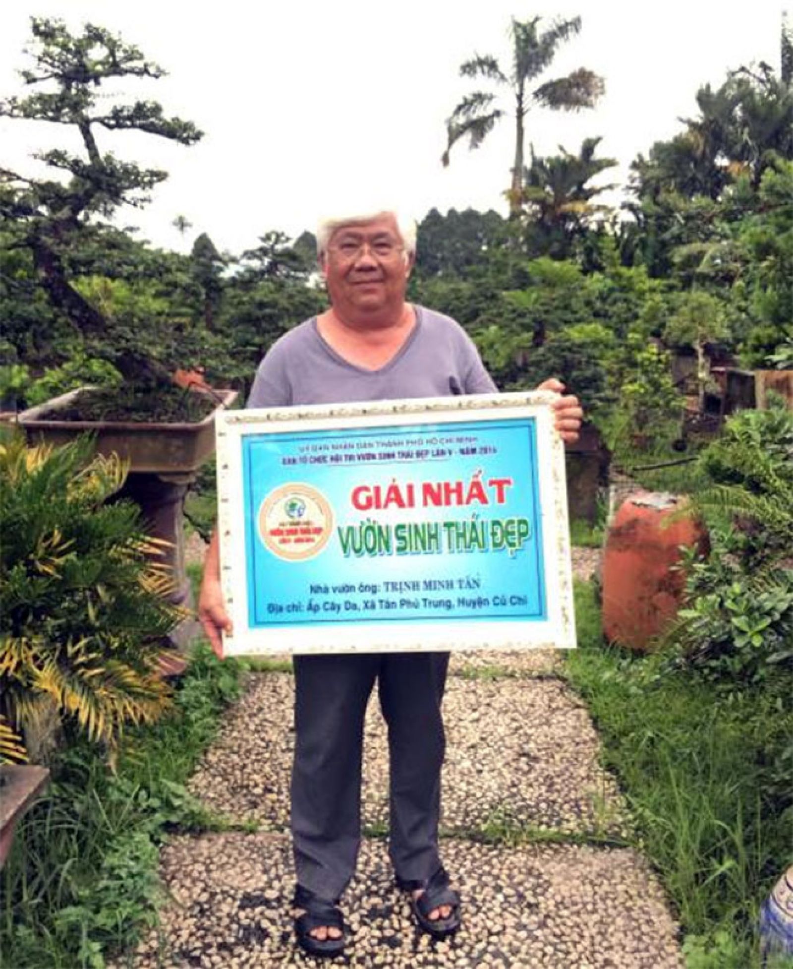  Vườn cây cảnh của ông Trịnh Minh Tân đã đoạt giải nhất “Vườn sinh thái đẹp” trong Hội thi Vườn sinh thái đẹp do UBND TP.HCM tổ chức năm 2014. Lê Quang