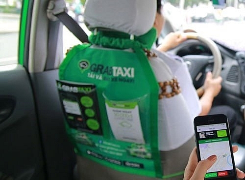 grab kien nghi thu tuong nhan dang taxi cong nghe bang den led
