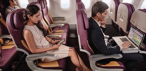 Cách chiều lòng hành khách cach chieu long hanh khach khong phai nam chang phai nu cua cac hang hang khong