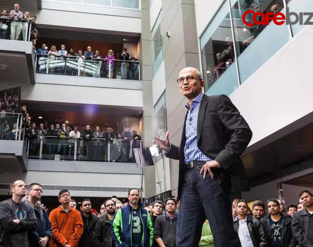 Satya Nadella, thuyền trưởng hồi sinh con tàu Microsoft: Thay đổi hướng đi của con tàu chỉ có thể thực hiện được bằng cách thay đổi văn hóa từ bên trong - Ảnh 4.