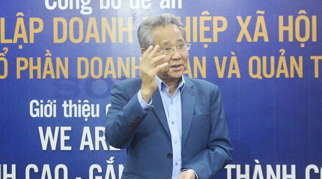 Ông Huỳnh Văn Thòn, chủ tịch CLB Doanh nhân và Quản trị và là chủ tịch HĐQT kiêm tổng giám đốc Công ty cổ phần Tập đoàn Lộc Trời chia sẻ kinh nghiệm khởi nghiệp và mục tiêu thành lập công ty
