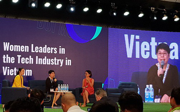 CEO Topica khu vực: 37 tuổi khởi nghiệp trong lĩnh vực e-learning, bạn b&#232; hỏi chồng &quot;cho vợ đi học nước ngo&#224;i một m&#236;nh giống để xe ở bờ hồ kh&#244;ng&quot;