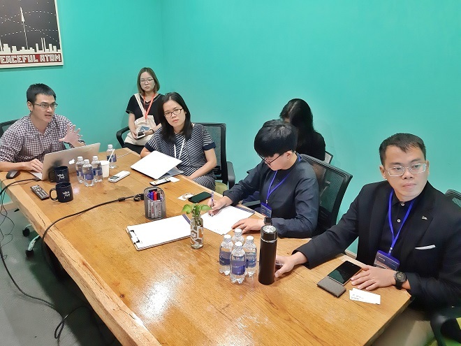 Startup thuyết trình trước nhà đầu tư và hội đồng chuyên môn Startup Việt 2019 tại bootcamp diễn ra ngày 28-29/9 tại không gian làm việc chung CirCO, TP HCM. Ảnh: An Phạm.