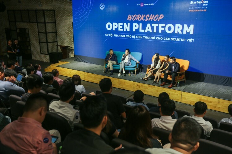 Các chuyên gia trong tọa đàm hướng dẫn startup