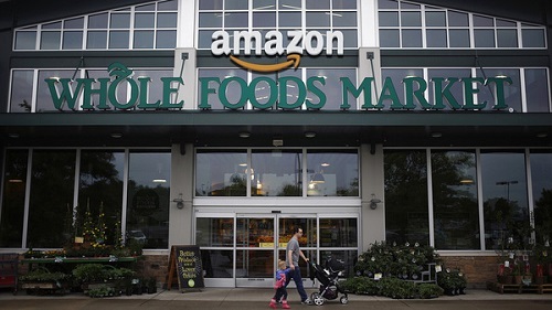 Với việc Amazon mua lại Whole Food trị giá 13,7 tỉ USD cho thấy công ty hàng đầu thế giới trong thương mại trực tuyến đang đặt cược vào không gian cửa hàng truyền thống