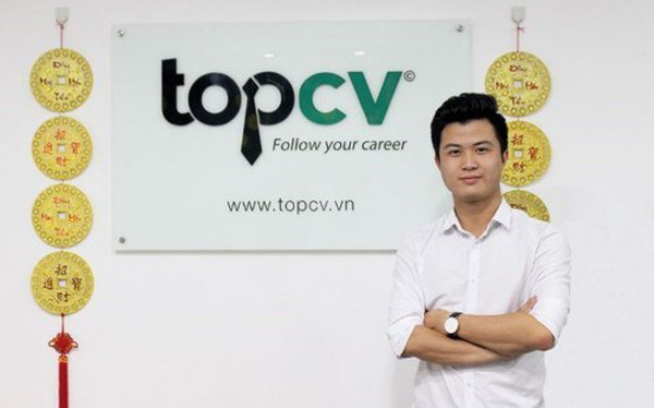 CEO TopCV: Khởi nghiệp không quan trọng trẻ hay già, quan trọng là chuẩn bị sẵn sàng cho việc đó, chưa đi làm bao giờ thì đừng mong làm chủ!