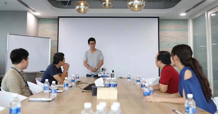 Top 4 Startup Việt có buổi chia sẻ cùng ông Ngô Hoàng Gia Khánh - Phó tổng giám đốc Phát triển Doanh nghiệp của Tiki.