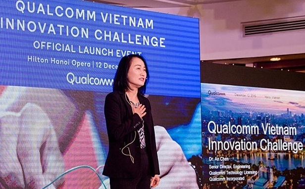 Bà An Mei Chen (Tran My An) – Giám đốc kỹ thuật cấp cao của Tập đoàn Qualcomm phát biểu trong một sự kiện ra mắt cuộc thi. Để đăng ký tham dự QVIC 2020 hoặc tìm hiểu thêm thông tin về cuộc thi, vui lòng truy cập tại đây. (Xin ảnh khách)