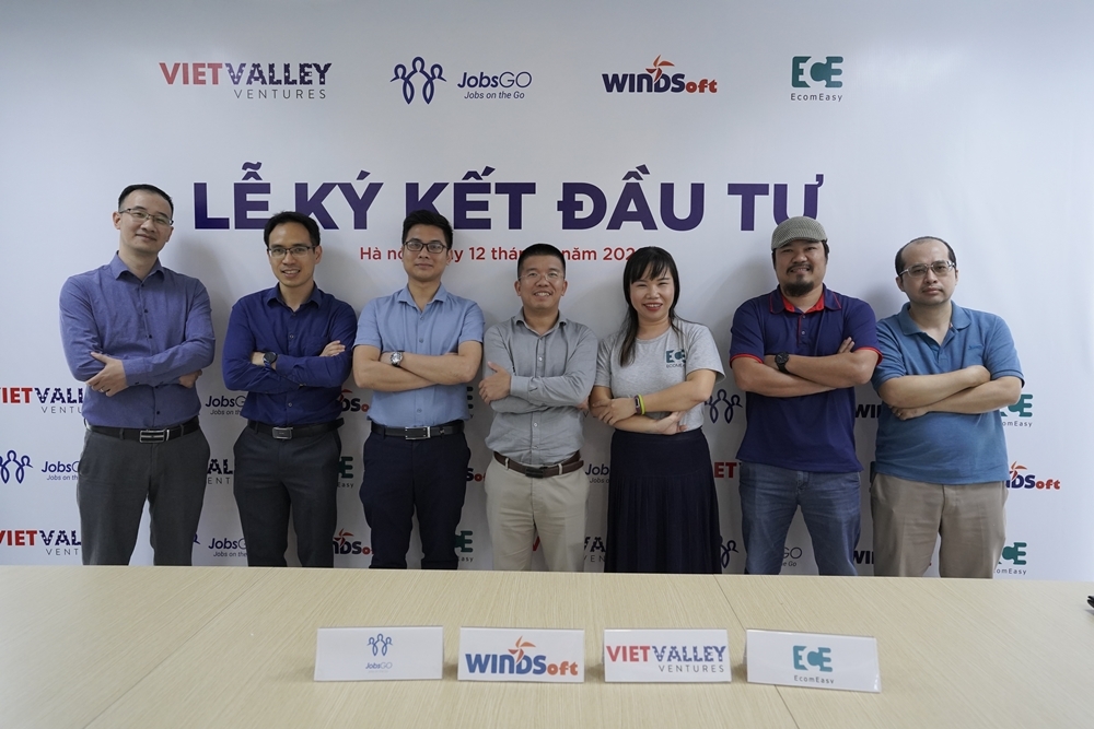 Lễ ký kết đầu tư của quỹ Viet Valley Venture. 