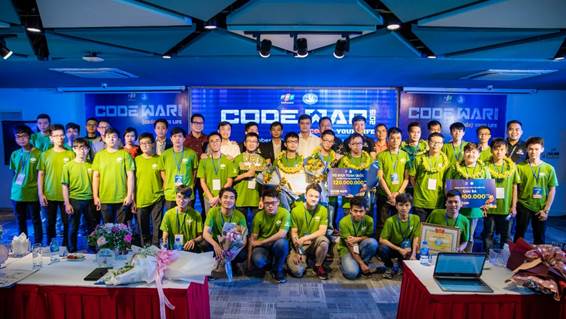 CodeWar 2019 là một trong những cuộc thi lập trình lớn nhất cho sinh viên.