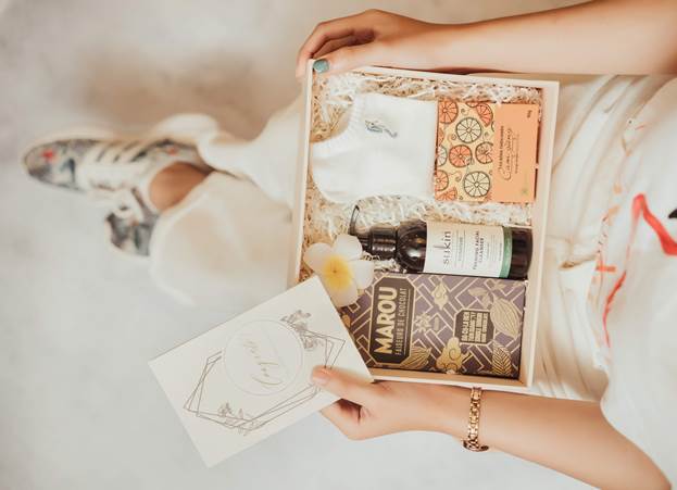 Sukin, Cỏ Mềm và Marou là 3 thương hiệu lớn trong combo The Gift Store.