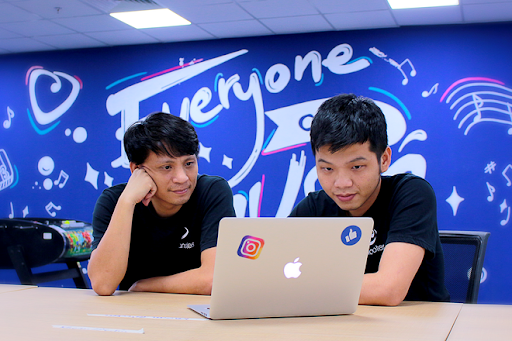 Founder người Việt tạo ứng dụng đạt 1 tỷ download: “Trong khi thế giới ngoài kia đang cố hoành tráng game của họ thì Amanotes đi ngược lại!” - Ảnh 9. Founder người Việt tạo ứng dụng đạt 1 tỷ download: “Trong khi thế giới ngoài kia đang cố hoành tráng game của họ thì Amanotes đi ngược lại!” - Ảnh 9.