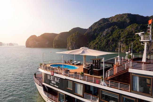 Chủ tịch Lux Group Phạm Hà: “Mệt thì nghỉ, không bao giờ bỏ cuộc” 3 Chủ tịch Lux Group Phạm Hà: “Mệt thì nghỉ, không bao giờ bỏ cuộc” 3