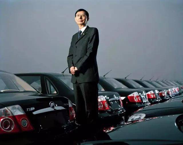 Ông cụ HUYỀN THOẠI nhất Trung Quốc: 18 năm ngồi tù, 53 tuổi khởi nghiệp, 72 tuổi là tỷ phú giàu nhất một vùng, đến 82 tuổi lại ngậm ngùi nhìn đế chế sụp đổ - Ảnh 3.