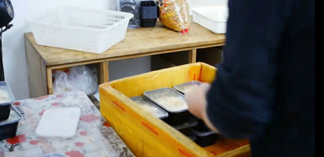 Một ngày chân thực của người bán hàng ăn sáng, thu nhập bình quân mỗi năm hơn 900 triệu: nghề nghiệp không phân cao thấp, không trộm cướp hay làm việc trái với lương tâm là đủ- Ảnh 6. Một ngày chân thực của người bán hàng ăn sáng, thu nhập bình quân mỗi năm hơn 900 triệu: nghề nghiệp không phân cao thấp, không trộm cướp hay làm việc trái với lương tâm là đủ- Ảnh 6.