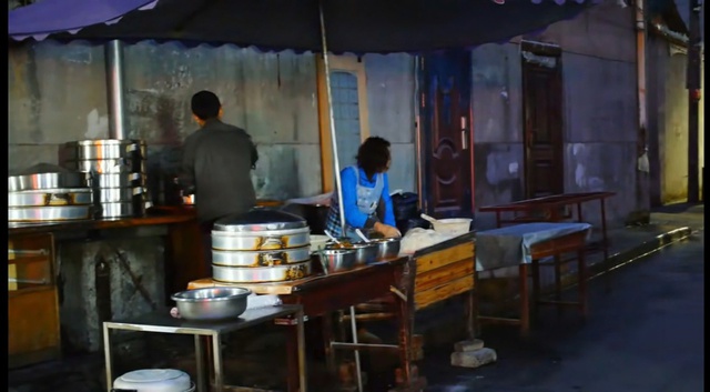 Một ngày chân thực của người bán hàng ăn sáng, thu nhập bình quân mỗi năm hơn 900 triệu: nghề nghiệp không phân cao thấp, không trộm cướp hay làm việc trái với lương tâm là đủ- Ảnh 19. Một ngày chân thực của người bán hàng ăn sáng, thu nhập bình quân mỗi năm hơn 900 triệu: nghề nghiệp không phân cao thấp, không trộm cướp hay làm việc trái với lương tâm là đủ- Ảnh 19.