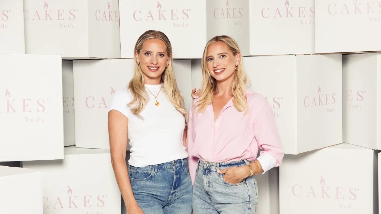 2 chị em sinh đôi dốc hết 10.000 USD tiền tiết kiệm để khởi nghiệp, 3 năm sau đạt doanh thu 95 triệu USD/năm- Ảnh 1.